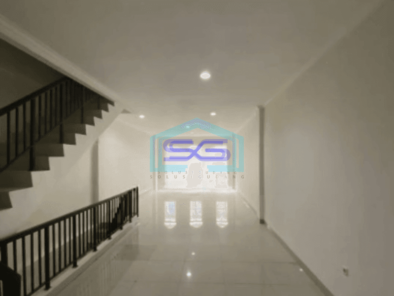 Disewakan Ruko Di Green Lake City Jakarta Barat Luas Bangunan 90 m²