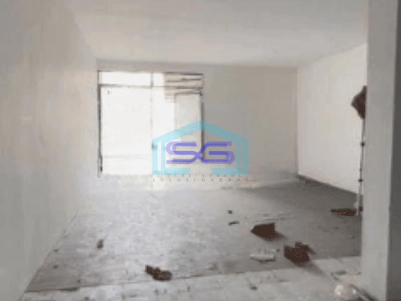 Disewakan Gudang Lokasi Pinggir Jalan Pesanggrahan Jakarta Selatan Luas Bangunan 400 m²