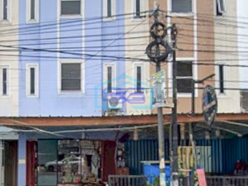 Disewakan Ruko 3 Lantai Luas Tanah  256 m² Lokasi di Karawaci Tangerang