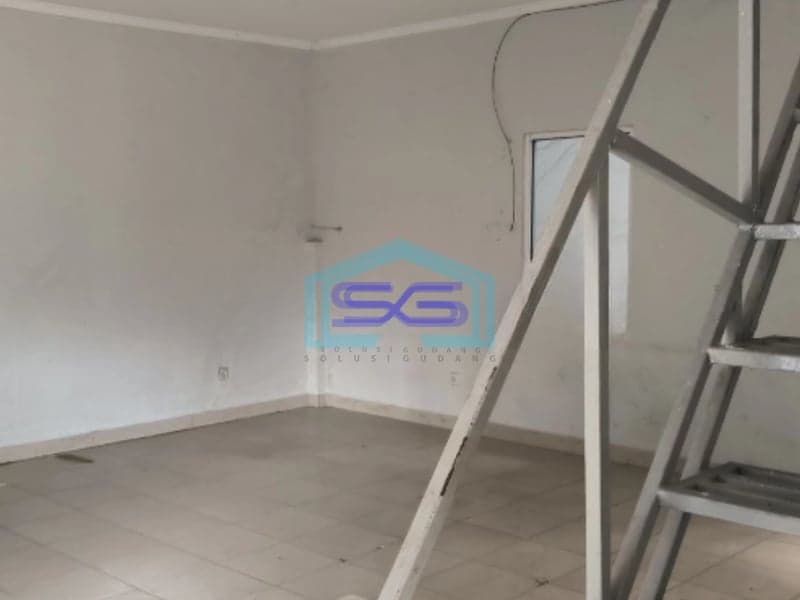 Disewakan Gudang Dan Office Kavling di Daerah Cipondoh Tangerang LB 800m2