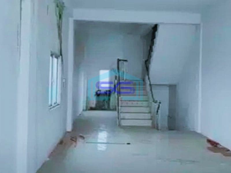 Disewakan Ruko 3 Lantai Lokasi Strategis di Jalan Jenderal Sudirman Kota Palembang LB 176m2
