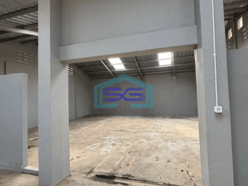 Disewakan Gudang Murah Siap Pakai Luas Bangunan  600 m² di Legok Tangerang