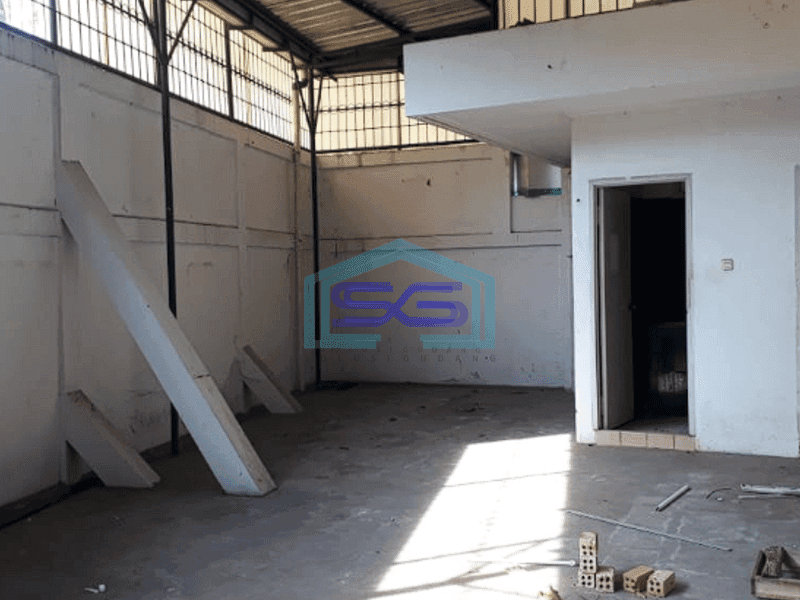 Disewakan Gudang Jumbo Siap Pakai di Arah Bandara SMB II Palembang LT 971m2