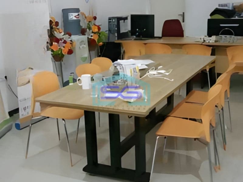 Dijual Ruko Lokasi Strategis Luas Tanah  415 m² di Surabaya