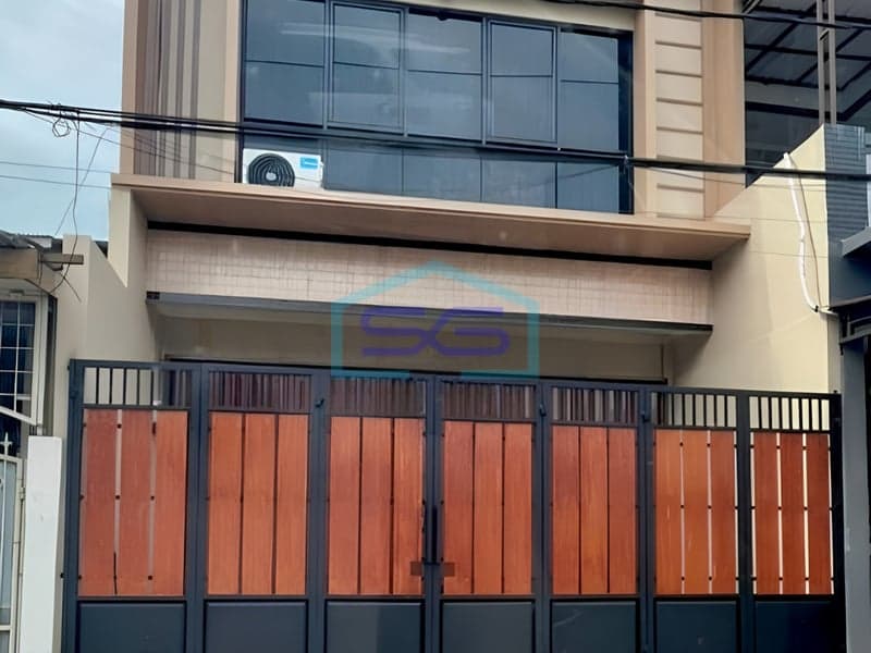 Strategic Shop House for Sale in Poris Tangerang Banten Land Area 72 m²