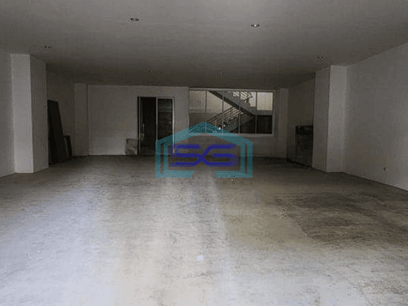 Disewakan Ruko Gandeng Jalan H. Agus Salim, Menteng Jakarta Pusat LB 1250m2