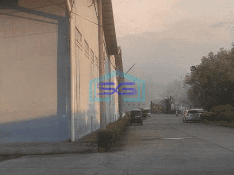Disewakan Gudang Plus Kantor Di Komplek Pergudangan Tangerang kota LB 2392m2