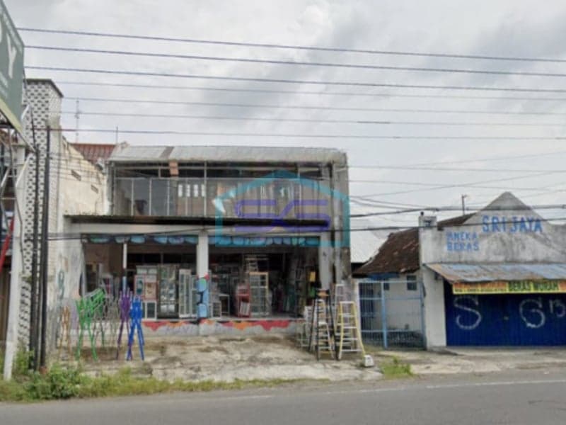 班图尔Ngestiharjo商铺出租 土地面积170平方米