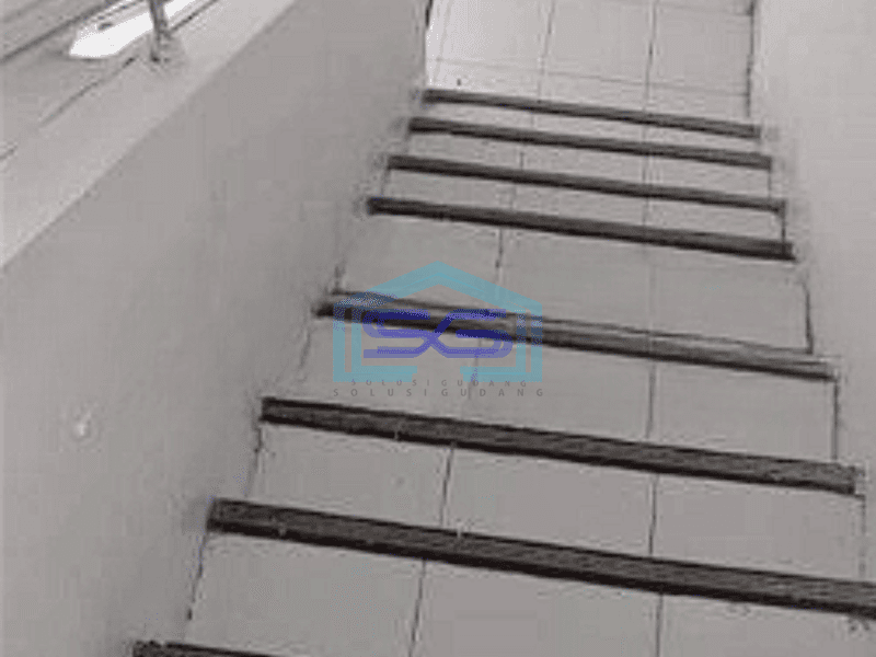 Dijual 3 Ruko Jejer Area Surabaya Luas Bangunan 126m2