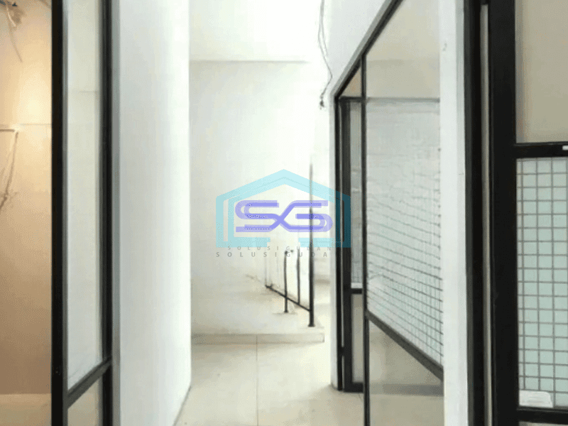 Dijual Ruko Luas Bangunan 637 m² Lokasi Bebas Banjir di BSD Tangerang