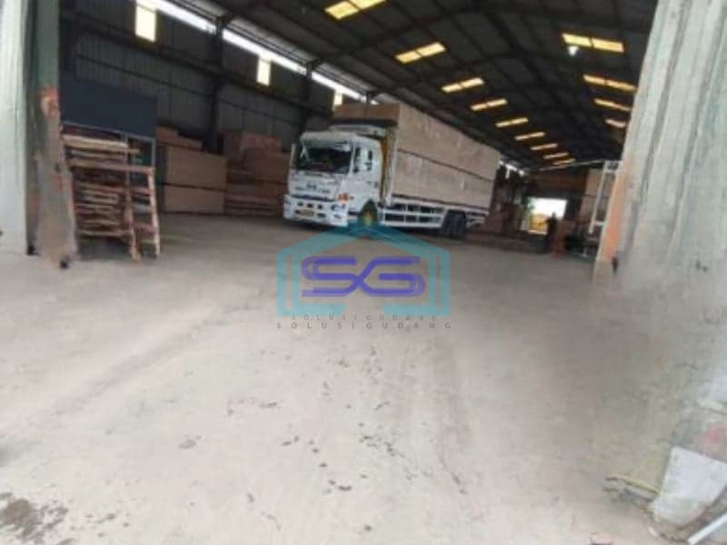 Disewakan Gudang Ada Kantor Luas Tanah  2550 m² Lokasi Cipondoh Tangerang