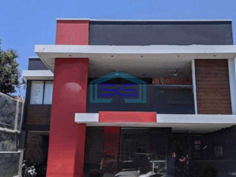 Disewakan Ruko di Menteng Jakarta Pusat Luas Bangunan 445 m² Lokasi Ramai