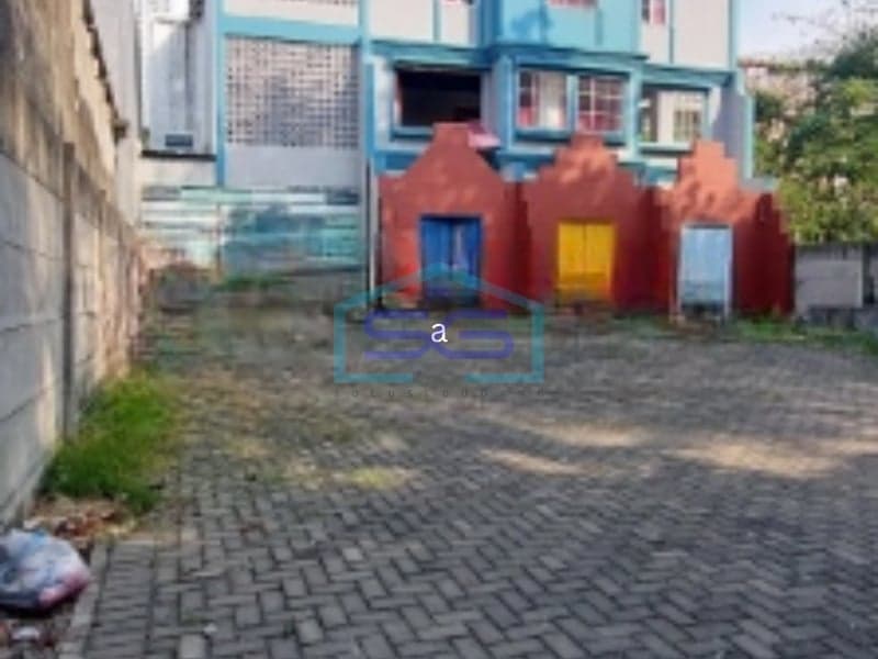 Dijual Ruang Usaha di Duri Kosambi Raya, Jakarta Barat LB 700 m²
