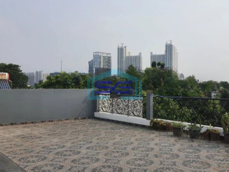 Disewakan Ruang Usaha Luas Tanah  462 m² Lokasi Strategis di Jakarta Barat