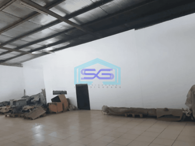 Dijual Gudang Akses Container Luas Bangunan 2000 m² Lokasi Penjaringan Jakarta Utara