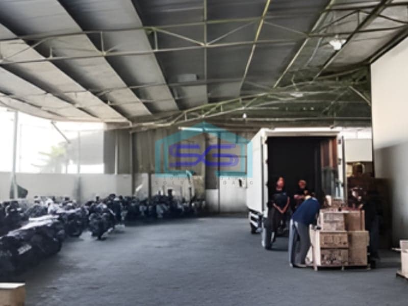 Disewakan Gudang di Luas Bangunan 1800m2 di Margomulyo Surabaya Jawa Timur