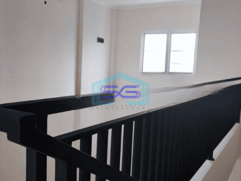 Disewakan Ruko Hadap Jalan Raya Karang Tengah Tangerang Luas Bangunan 870 m²