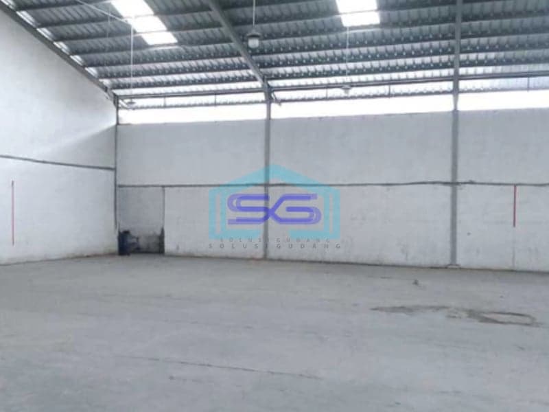 Disewakan Gudang Akses Container 40 Feet Luas Tanah  3000 m² di Tangerang