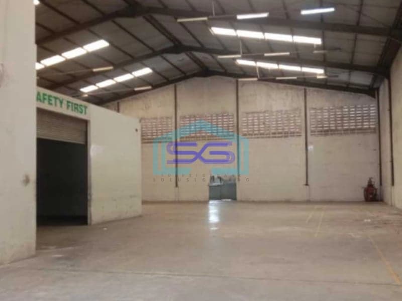 Dijual Cepar Gudang Industri Jababeka Cikarang Utara Jawa barat Luas Bangunan  705 m²
