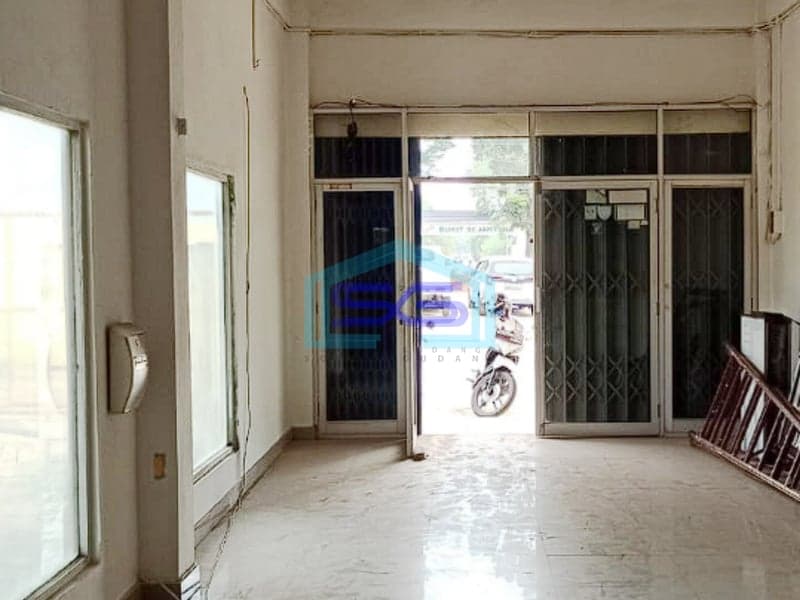 Disewakan Ruko 2,5 Lantai Jalan Alamsyah Ratu Prawiranegara Palembang LT 600m2