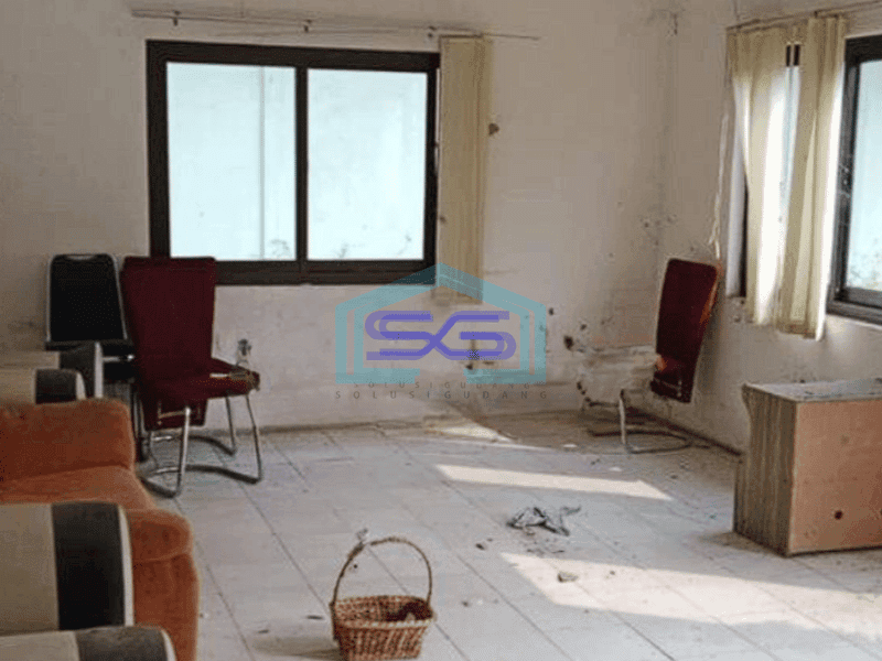 Dijual gudang luas bagus di Jl Raya Curug Tangerang