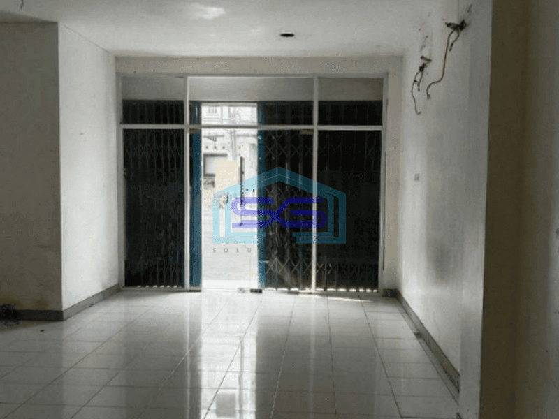 Disewa Ruko 3 Lantai Parkir Luas Jln Godean Sleman Yogyakarta