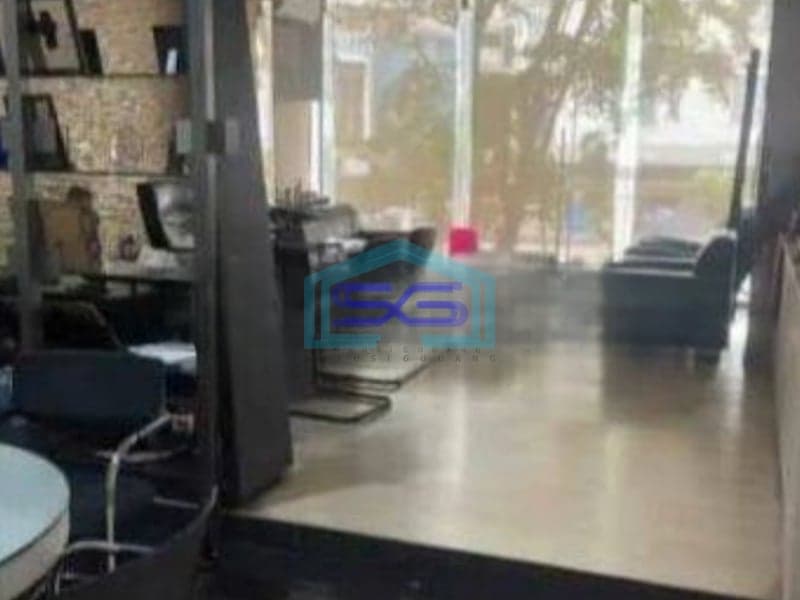 Disewakan Ruko di Harmoni Jakarta Pusat Luas Bangunan 450 m²