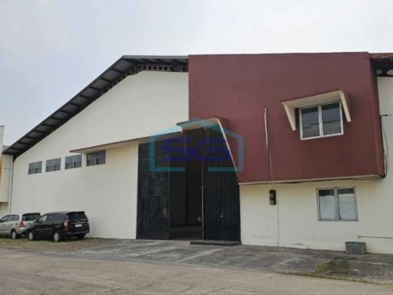Dijual Gudang Luas Bangunan 374 m2 di Jalan Industri Raya, Tangerang