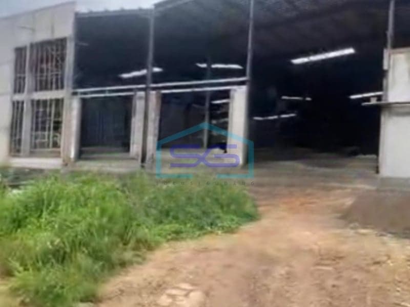 Disewakan Gudang Luas Bangunan 4080 m² Bebas Banjir Lokasi di Legok Tangerang