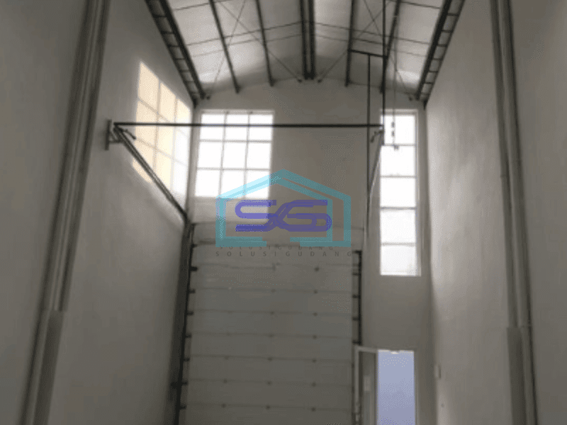 Disewakan Gudang Green Lake City, Jakarta Barat Luas Bangunan 120 m²