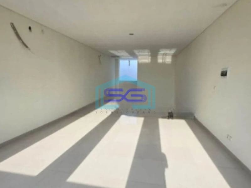 Disewakan Ruko Grand Kawanua Cocok Buat Kantor Ekspedisi Cargo Mapanget, Manado Luas Bangunan  225 m²