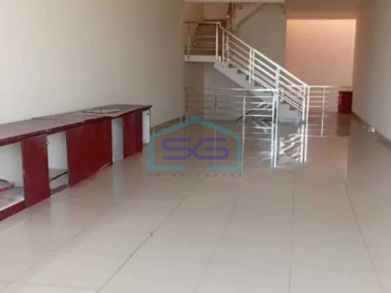 Disewakan Ruko Luas Bangunan 330 m² 3 Lantai Lokasi di Bandung Jawa Barat