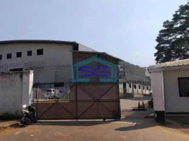 Dijual Pabrik Akses Container 40 Feet Lokasi Bebas Banjir di Jatiluhur Purwakarta