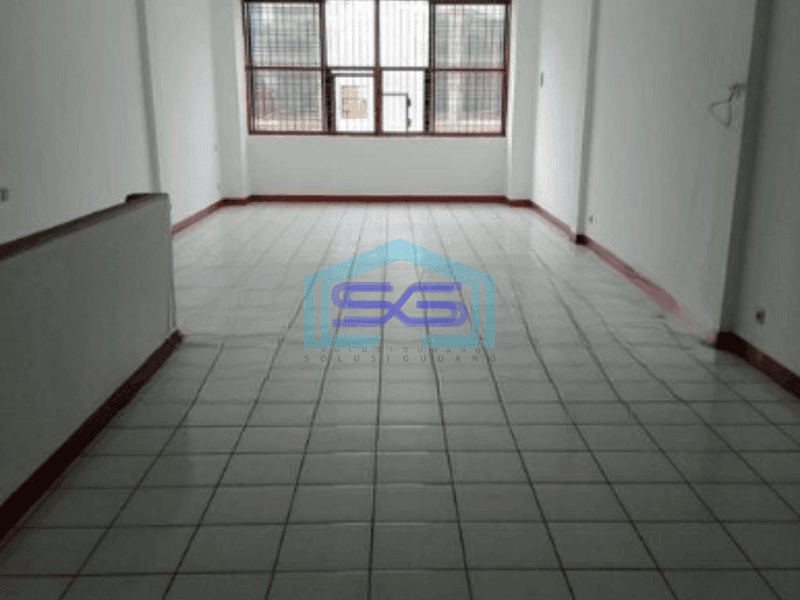Disewakan Ruko 2 Lantai Luas Bangunan 185 m² di Cibodas Tangerang