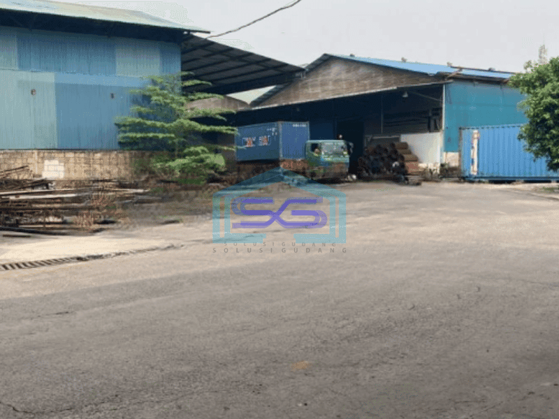 Dijual Cepat Gudang Luas Bangunan 9606 m² Ada Kantor di Jurumudi Tangerang