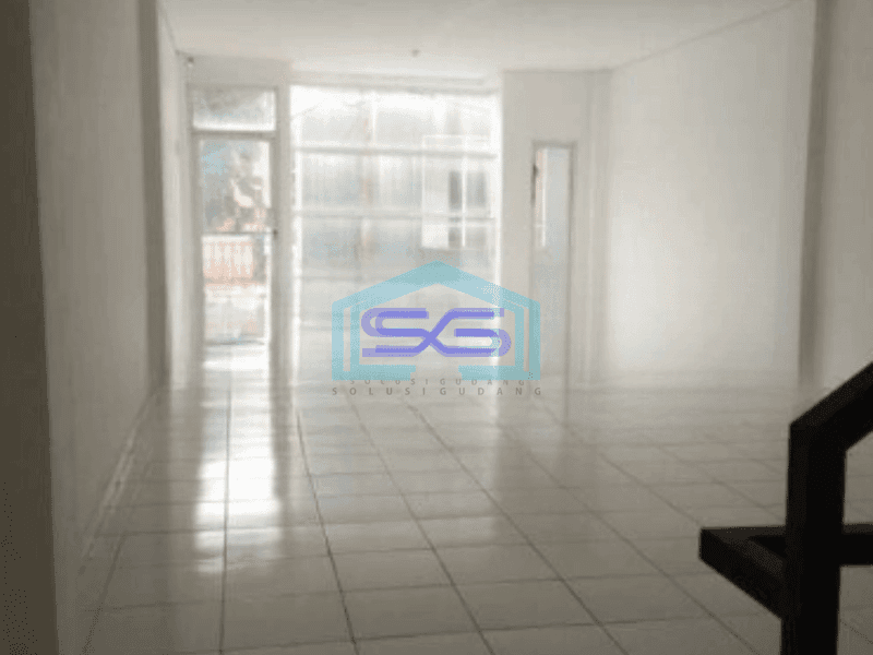 Disewakan Ruko Luas Bangunan 198 m² di Cengkareng Jakarta Barat