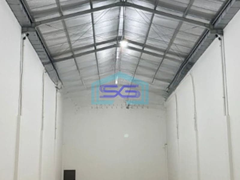 Disewakan Gudang Ada Kantor Luas Tanah  283 m² Lokasi Benda Tangerang