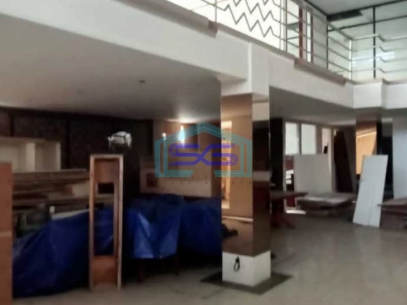 Dijual Tanah Ada Gedung Komersial Lokasi Pusat Kota Bandung di Asia Afrika LT 1455m2