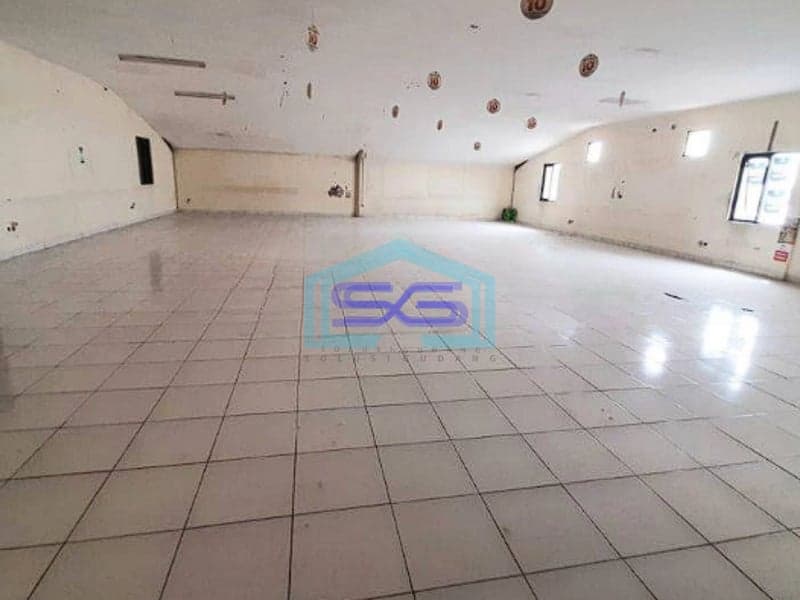 Disewakan Gudang Siap Pakai Tengah Kota Jln. Soekarno Hatta Bandung LT 3500m2 Strategis