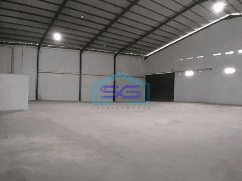 Dijual Gudang Luas Strategis di Mainroad Kiaracondong Bandung LT 1800m2