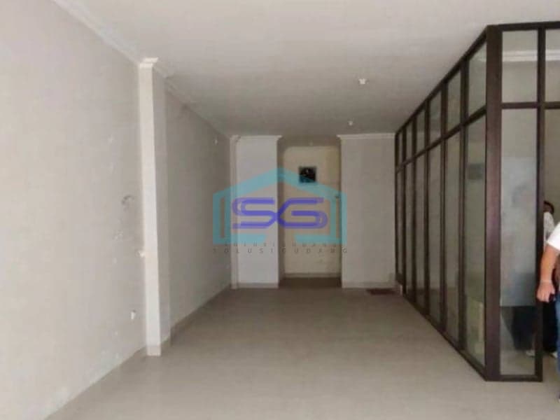 Disewakan Ruko 4 Lantai Sedayu Square Cengkareng, Jakarta Barat LB 292m2
