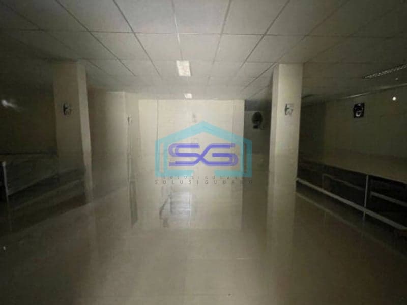 Dijual Ruang Usaha di Karawang Barat Luas Tanah 300 m²