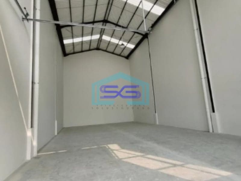 Dijual Cepat Gudang Area Super Strategis di Benda Tangerang Luas Tanah 216m²