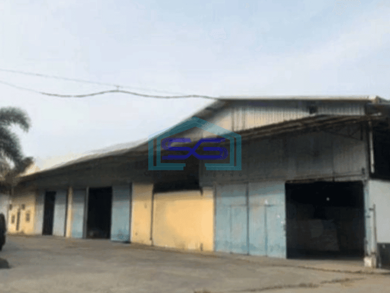 Dijual Gudang Luas Bangunan  15000 m² Lokasi Pinggir Jalan Besar Kemiri Tangerang