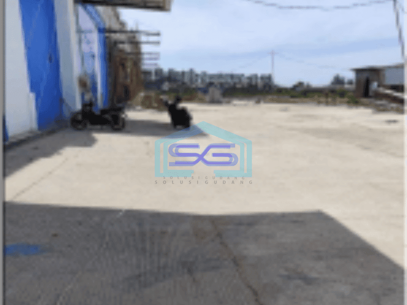 Disewakan gudang adem siap pakai di teluk naga