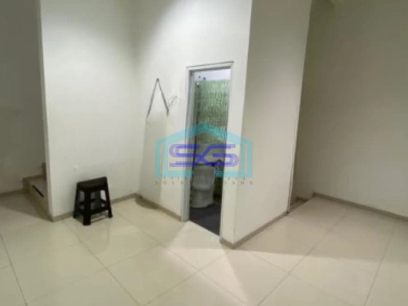 Disewakan Ruko 2 Lantai Luas Tanah 120 m² Lokasi Surya Sumantri Bandung