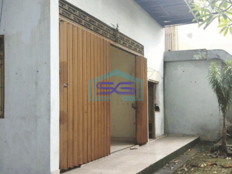 Disewakan gudang kantor di jalan propinsi Mengwi Bali