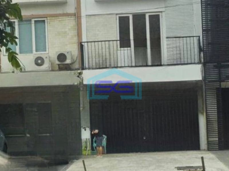 Disewakan Ruko di Jalan Utama Pluit Jakarta Utara