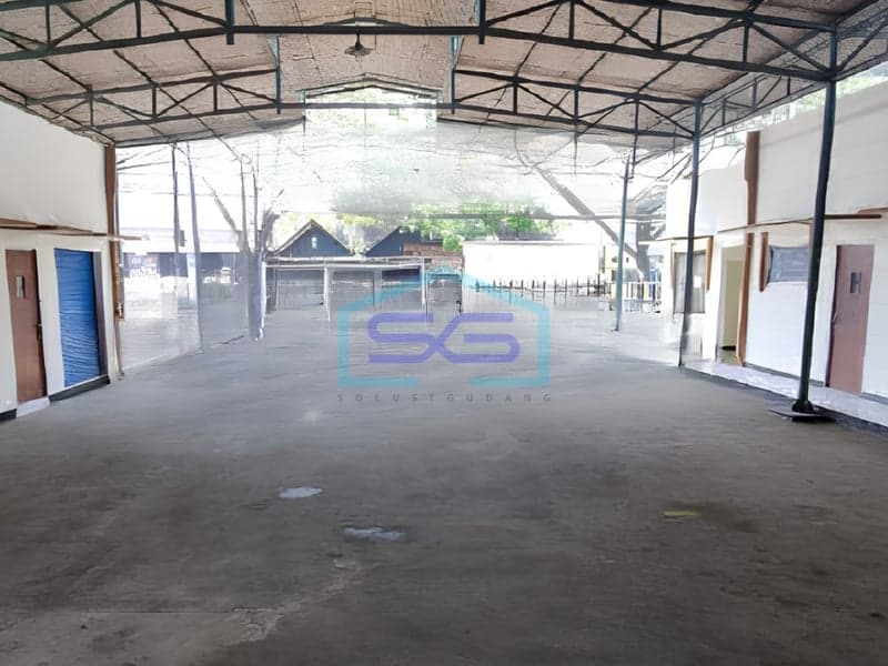 Disewakan Gudang Ada Lift Barang Luas Tanah 950 m² Lokasi di Cibodas Tangerang