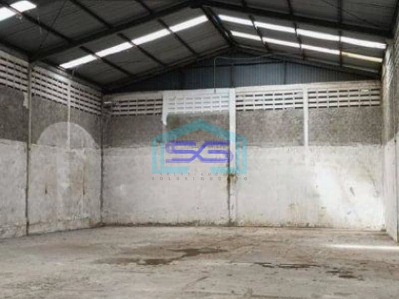 Dijual Gudang di Pamulang Tangerang Selatan di Hitung Tanahnya Saja Bangunan Free LT 3864m2